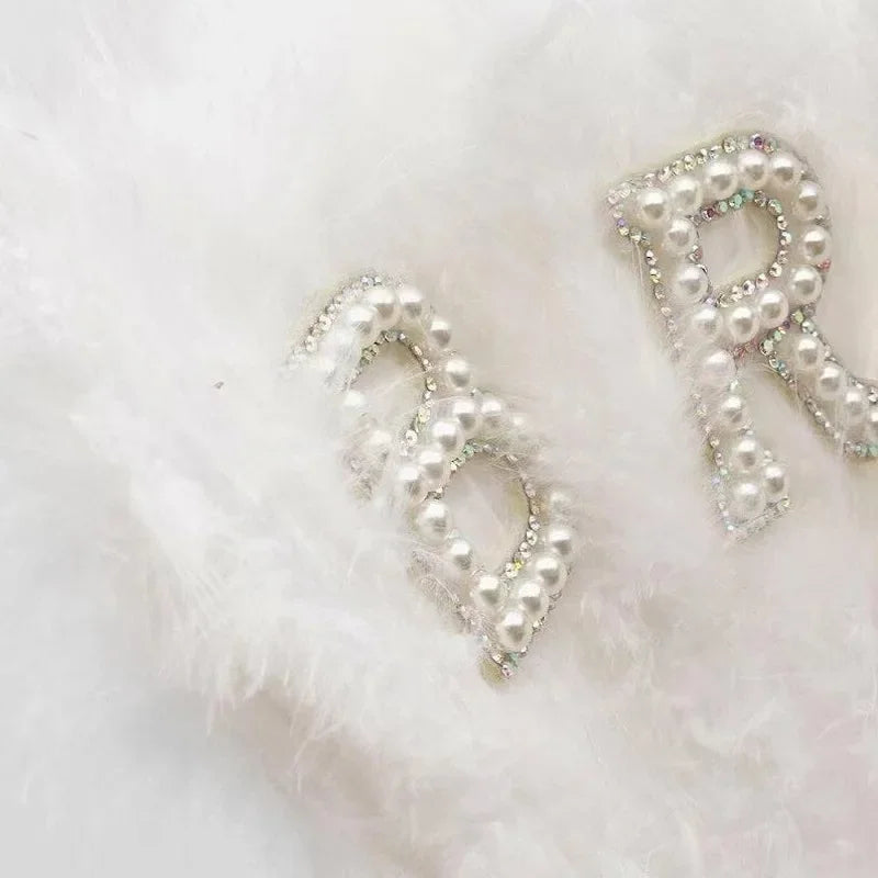 Bride Pearl & Feather Hand Fan – Elegant Bridal Accessory for Weddings, Bridal Showers & Hen Parties