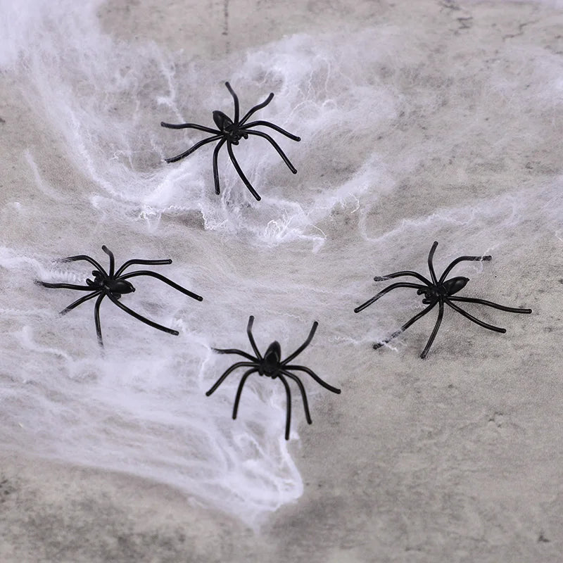 Halloween Fake Spiders – 50 or 100 Pcs Glow-in-the-Dark & Black Plastic Spider Props