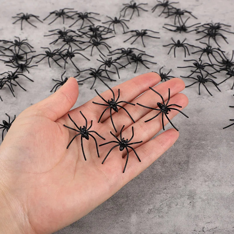 Halloween Fake Spiders – 50 or 100 Pcs Glow-in-the-Dark & Black Plastic Spider Props